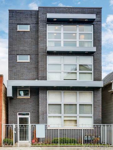 2207 W Belmont Ave. #3, Chicago, IL 60618