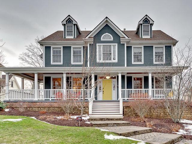 702 Maple Ave., Downers Grove, IL 60515