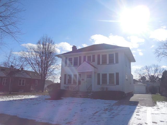 840 Kensington Pl., Aurora, IL 60506