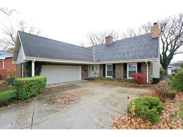8744 W Bruce Dr., Niles, IL 60714