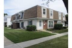 2231 Glenview Ct., Schaumburg, IL 60194