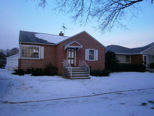 924 N Ridge Ave., Arlington Heights, IL 60004