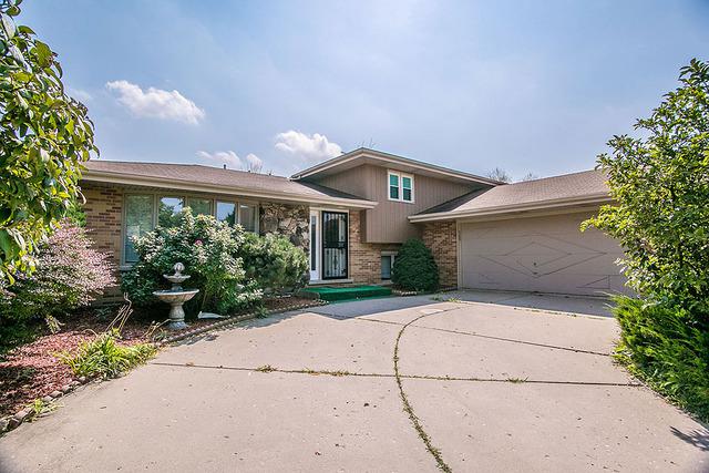 10s531 Rutgers Ct., Downers Grove, IL 60516