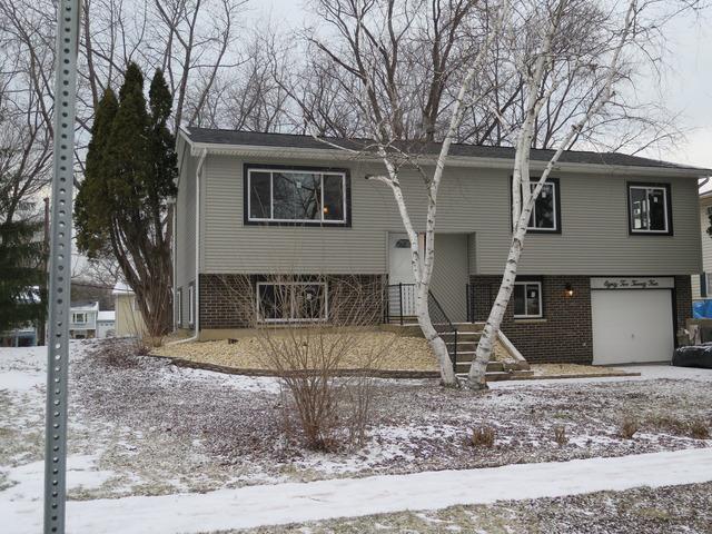 8224 Leawood Ln., Woodridge, IL 60517