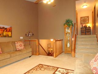 8212 Sierra Woods Ct., Carpentersville, IL 60110