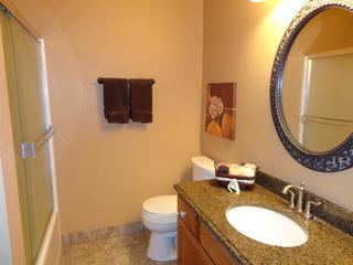 8212 Sierra Woods Ct., Carpentersville, IL 60110