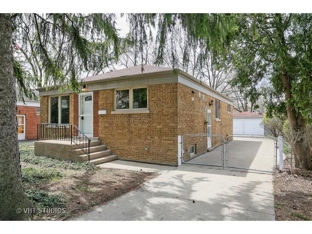 826 S La Grange Rd., La Grange, IL 60525