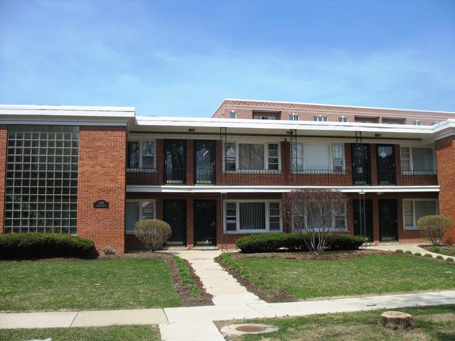 1348 Brown St. #1, Des Plaines, IL 60016