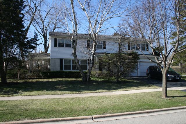 105 W Hintz Rd., Arlington Heights, IL 60004