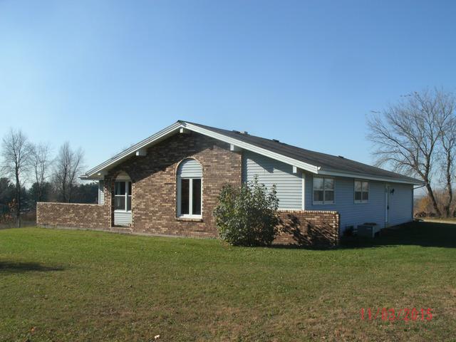 6964 Eddie Rd., Winnebago, IL 61088