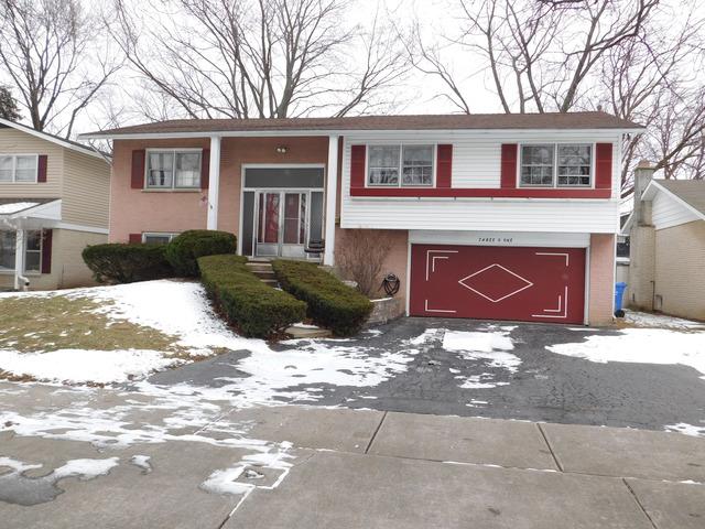 301 Bennett Ln., Des Plaines, IL 60016
