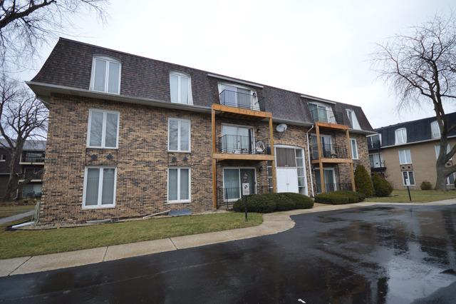 5700 Circle Dr. #302, Oak Lawn, IL 60453