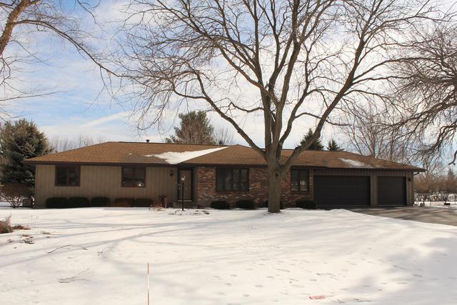 12031 Blue Spruce Dr., Roscoe, IL 61073