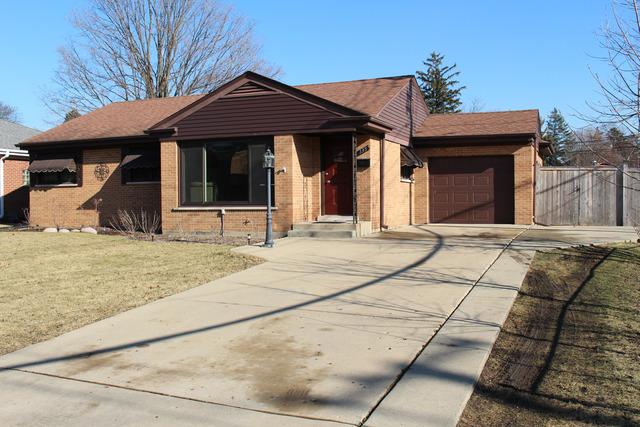 135 Cambridge Rd., Des Plaines, IL 60016