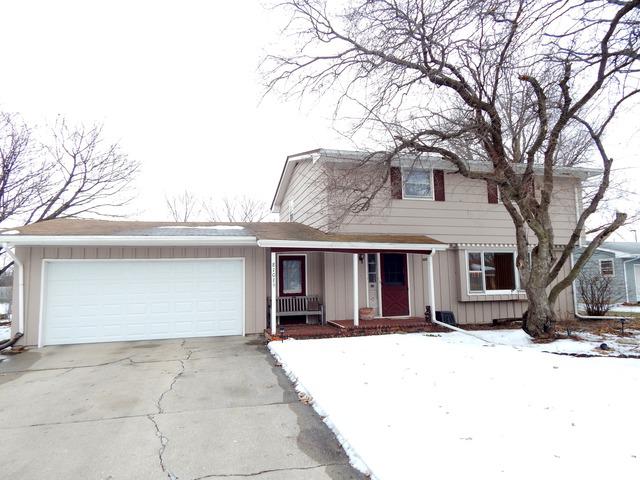 8101 Amber Dr., Machesney Park, IL 61115