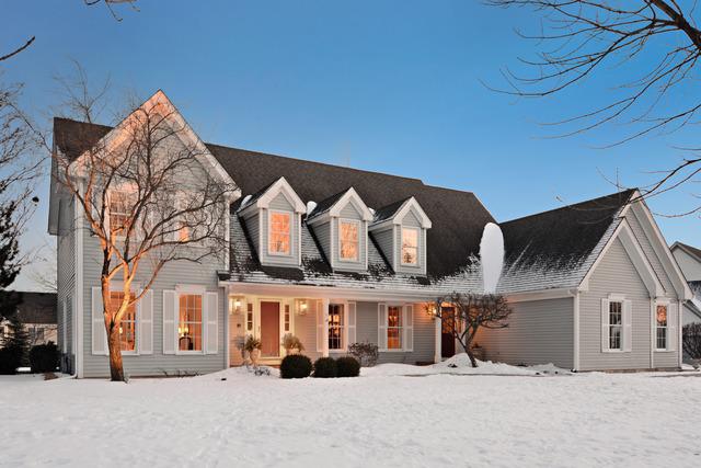 704 Bent Ridge Ln., Barrington, IL 60010