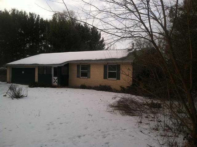 18814 Altenburg Rd., Harvard, IL 60033