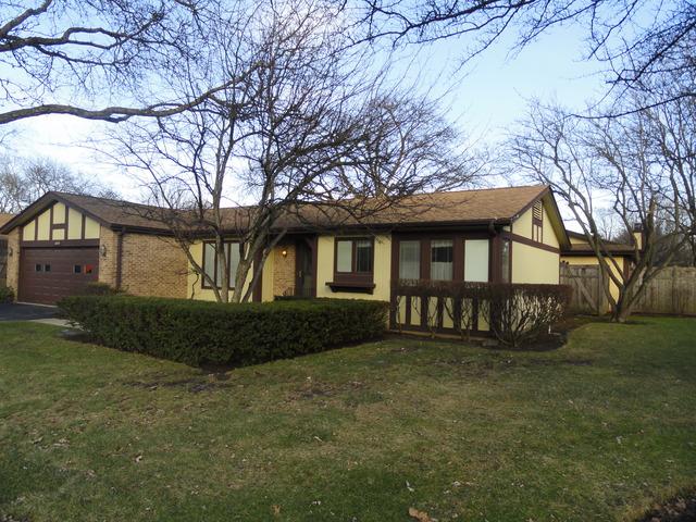 1403 Estate Ln., Glenview, IL 60025