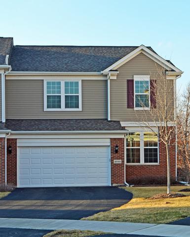 10S416 Carrington Cir., Burr Ridge, IL 60527