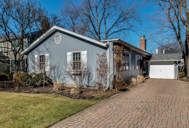 2138 Elmwood Ave., Wilmette, IL 60091