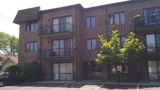 9535 Mayfield Ave. #201, Oak Lawn, IL 60453