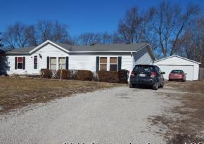 602 W Pearl St., Thomasboro, IL 61878