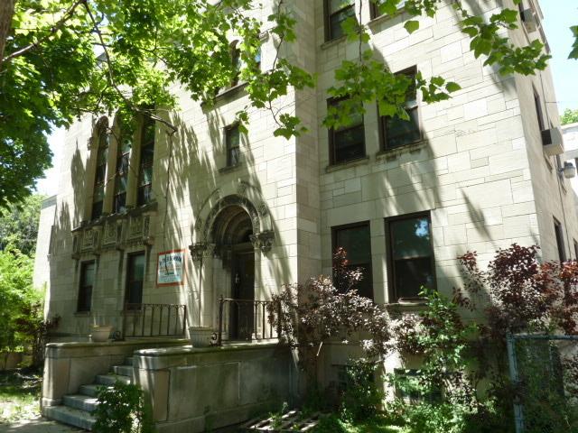 8026 S Wood St., Chicago, IL 60620