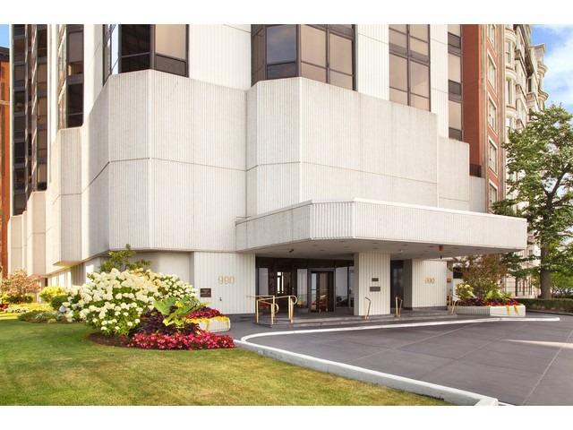 990 N Lake Shore Dr. #29B, Chicago, IL 60611