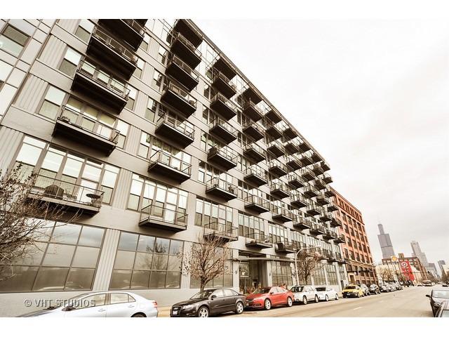 1224 W Van Buren St. #521, Chicago, IL 60607