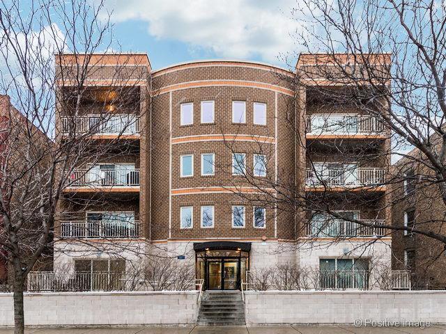 1928 N Kedzie Ave. #402, Chicago, IL 60647