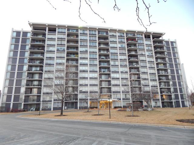 8809 W Golf Rd. #2D, Niles, IL 60714