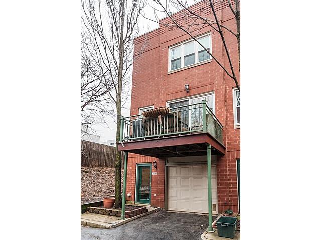 2929 N Honore St. #F, Chicago, IL 60657