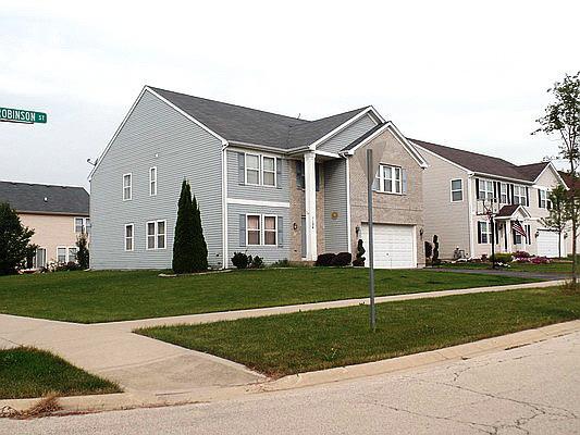 1124 Robinson St., Elburn, IL 60119