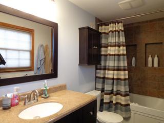 516 Bristol Ln., Schaumburg, IL 60194