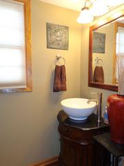 516 Bristol Ln., Schaumburg, IL 60194