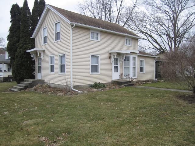 611 Main St., Ashton, IL 61006