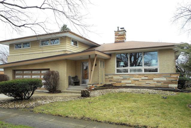 9928 Mulberry Ave., Oak Lawn, IL 60453