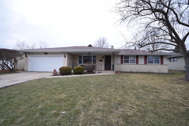 868 Martin Dr., Elgin, IL 60120
