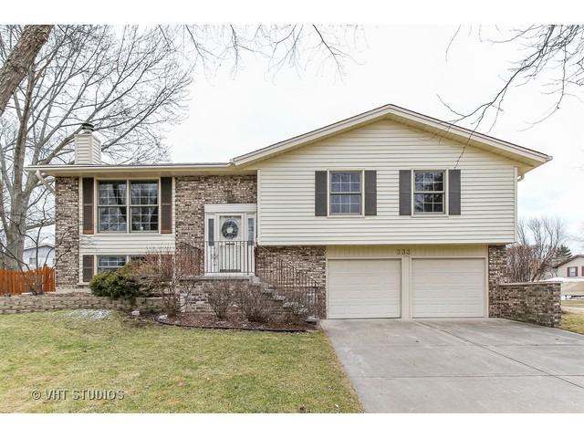 333 Rugby Pl., Schaumburg, IL 60194