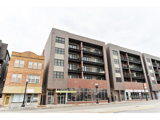 1842 W Irving Park Rd. #204, Chicago, IL 60613