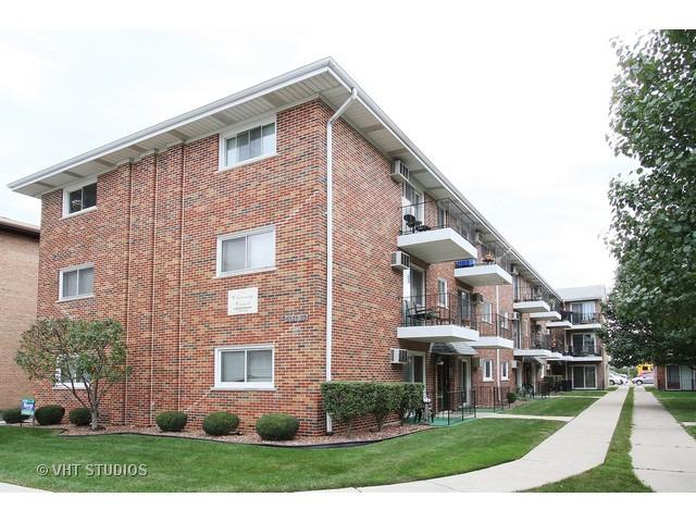 6133 W 64th Pl. #2D, Chicago, IL 60638