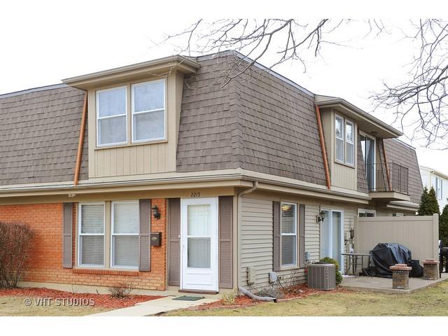 2215 Ramsey Cir., Schaumburg, IL 60194