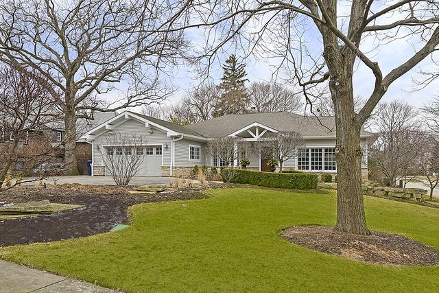 982 Eastwood Rd., Glencoe, IL 60022