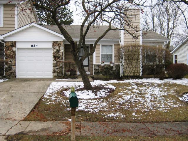 854 Colony Lake Dr., Schaumburg, IL 60194