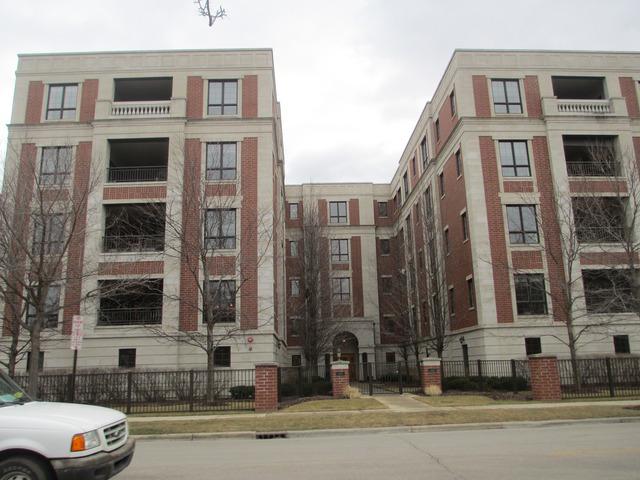 417 Lathrop Ave. #2W, River Forest, IL 60305