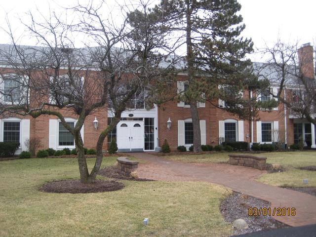 124 Carriage Way Dr. #B-105, Burr Ridge, IL 60527