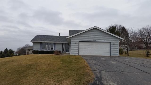 9352 Densmore Dr., Roscoe, IL 61073