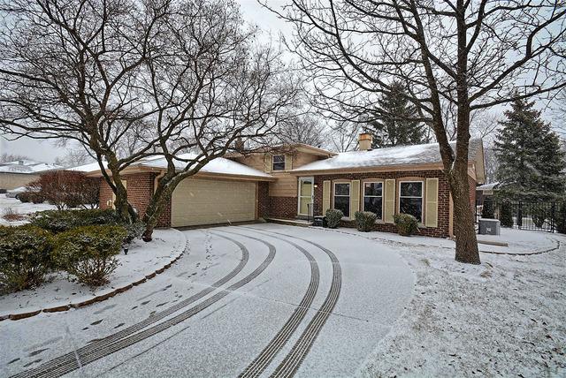 7729 Rohrer Dr., Downers Grove, IL 60516
