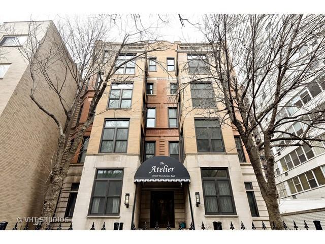 628 W Sheridan Rd. #3E, Chicago, IL 60613