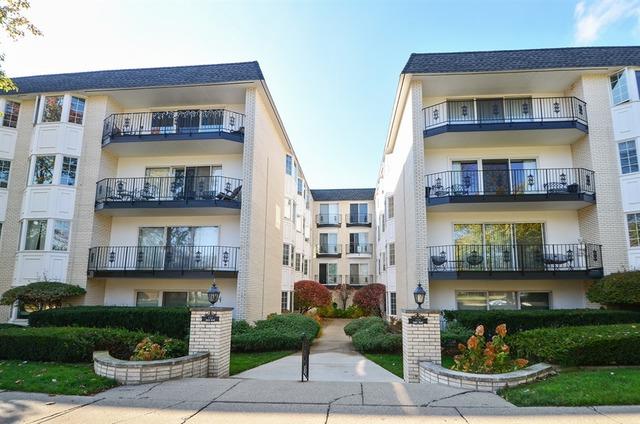 701 Ridge Rd. #1B, Wilmette, IL 60091
